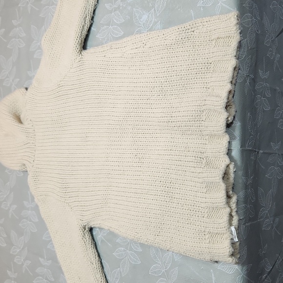 Children's Knitted Sweater - Picture 9 of 11